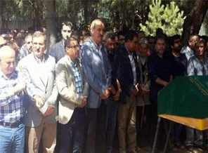 Ahmet Hakan'ın babası son yolculuğuna uğurlandı