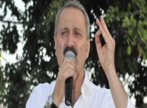 AK Parti çığ gibi büyüyor