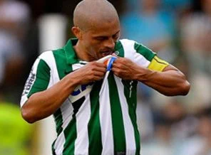 Alex de Souza'ya bir onur daha!