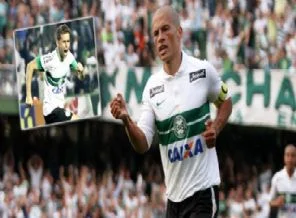 Alex yine gol attı
