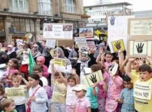 Almanya'da Mısır ve Suriye direnişine destek eylemleri