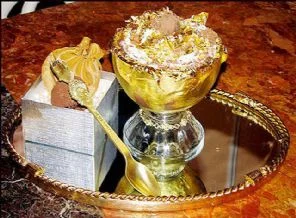 Altından ilginç eşyalar (Foto Galeri)