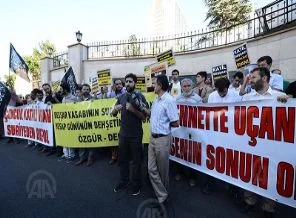 Ankara'da İran elçiliği önünde protesto