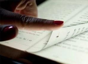 Apple'a 'e-book' darbesi