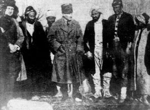 Atatürk ve Kürtler: Kürtler Atatürk'ü neden sevmez?