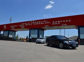 Bahçeli'den Engin Alan'a ziyaret