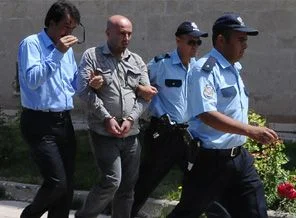 Bekir Bozdağ'a saldıran zanlı serbest kaldı