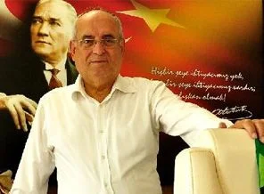 Belediye başkanı borçluları teşhir etti