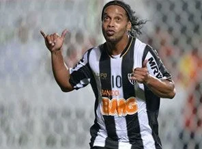 Beşiktaş Ronaldinho'ya imza attırdı iddiası