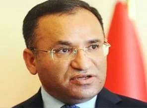 Bozdağ: Vız gelir tırıs giderler