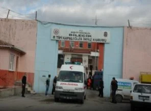 Cezaevinde yangın çıktı