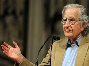 Chomsky: Yeni Şafak söylemediğim şeylere yer verdi