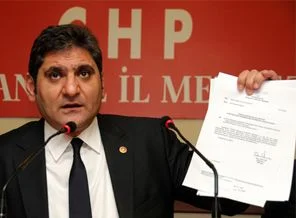 CHP'li vekilden Facebook'ta 'yolsuzluk' reklamı!