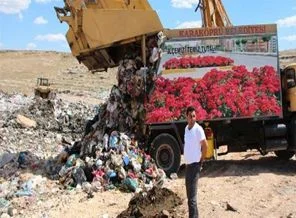 Çocuk yaşta başladı, şimdi çöpçüler kralı oldu