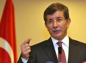 Davutoğlu Suudi Arabistan'da