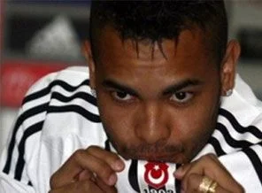 Dentinho: 'Ronaldinho Beşiktaş'a gelirse...'