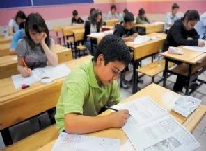 'Eğitim sistemi yapboz tahtası olmasın'