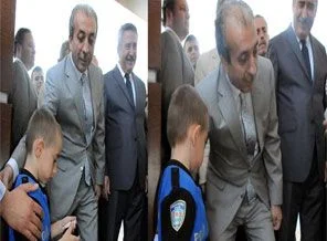 Eker'in harçlığını beğenmeyen çocuk güldürdü