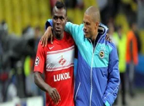 Emanuel Emenike'de işlem tamam!