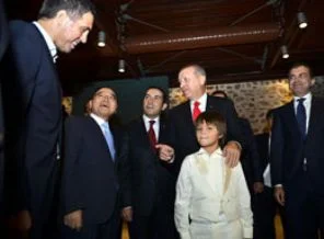 Erdoğan'dan güldüren yakışıklı diyaloğu