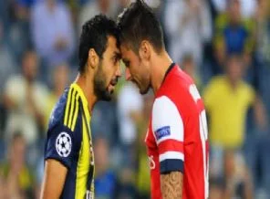 Fener'i Arsenal çarptı