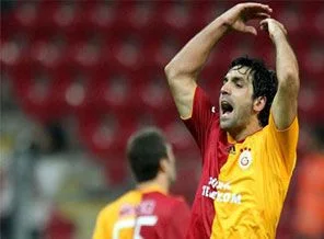 G.Saray'da yıldız ismin sözleşmesi feshedildi