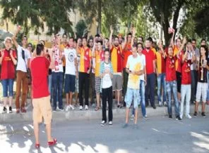G.Saray taraftarı Terim için Florya'da!