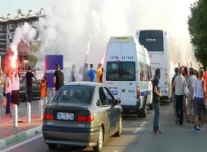 Galatasaray'a Bursa'da coşkulu karşılama