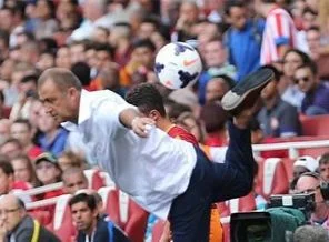 Galatasaray Porto'yu yendi; maçın karesini kulübeden Terim verdi
