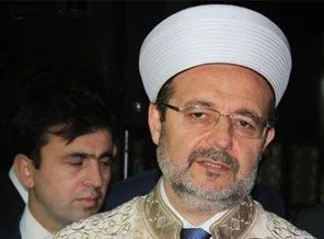 Görmez: Bunun için Allah'a dua ediyorum