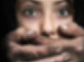 İş arayan kadınlara tecavüz