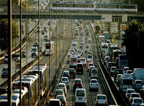 İstanbul'da bu yollar trafiğe kapanıyor