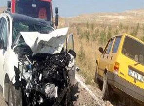 Katliam gibi kaza: 5 ölü 7 yaralı