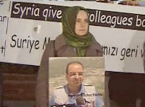 Kayıp gazetecinin ailesi bayramı buruk geçirdi
