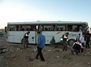 Kırşehir'de otobüs devrildi: 48 yaralı