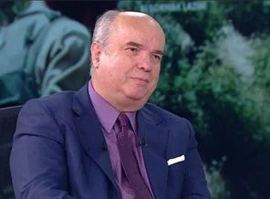 Koru'dan 'durun siz kardeşsiniz' yazısı!