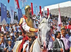 Malazgirt Zaferi 1071 Alparslan'la kutlandı
