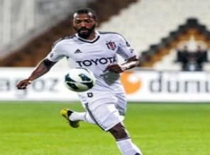 Mecburen kalıyor