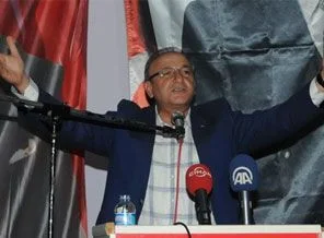 Oktay Vural, hükümete düdüklüyle yüklendi
