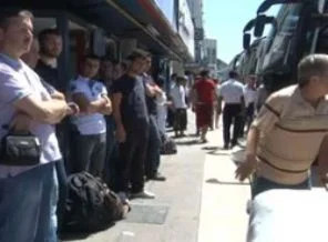Otogar'da bayram yoğunluğu