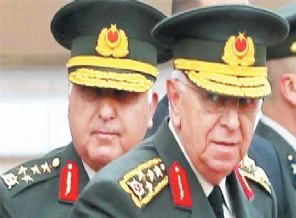 Özel Paşa'nın da Koşaner gibi istifasını beklediler