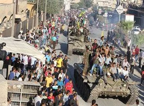 PYD'nin elindeki Esed'in tankları Afrin'e ulaştı