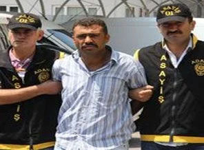 Sağlık ocağı önünde uyuşturucu sattı