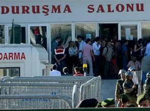 Silivri'ye bavulla geldiler