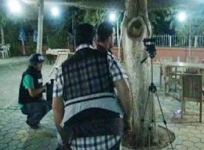 Sınırda şarapnel parçaları 2 eve isabet etti.