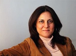 'Siyasetçinin işi siyaset yapmaktır, medya eleştirisi değil'