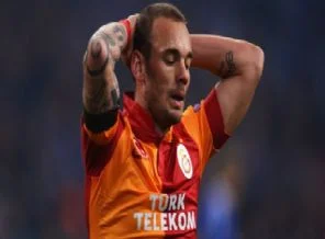 Sneijder'e şok! Para için gittin, ağlama
