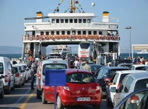 Tatilciler dönüş yolunda