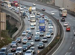 Trafikte bayram dönüşü alarmı!