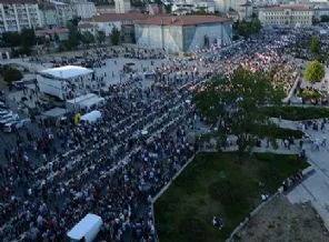Tüm Sivas'ı buluşturan büyük iftar